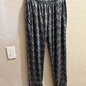 Victoria Secrets VSX light jogger